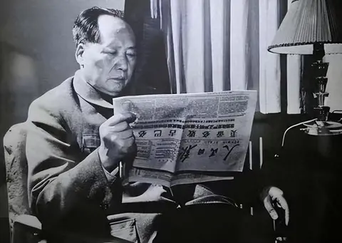 毛主席唯一一次记仇:哪怕动用十万部队,也要掘地三尺将对方活捉